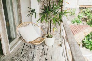 Curb Appeal on a Budget: Quick Wins Before Listing Photos
