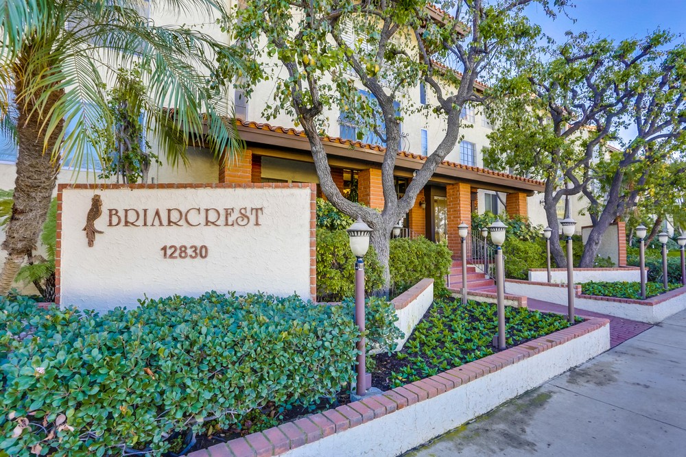 SOLD! Wonderful Ground Floor Briarcrest Unit! 12830 Burbank 109 The