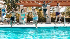How to maintain your pool?