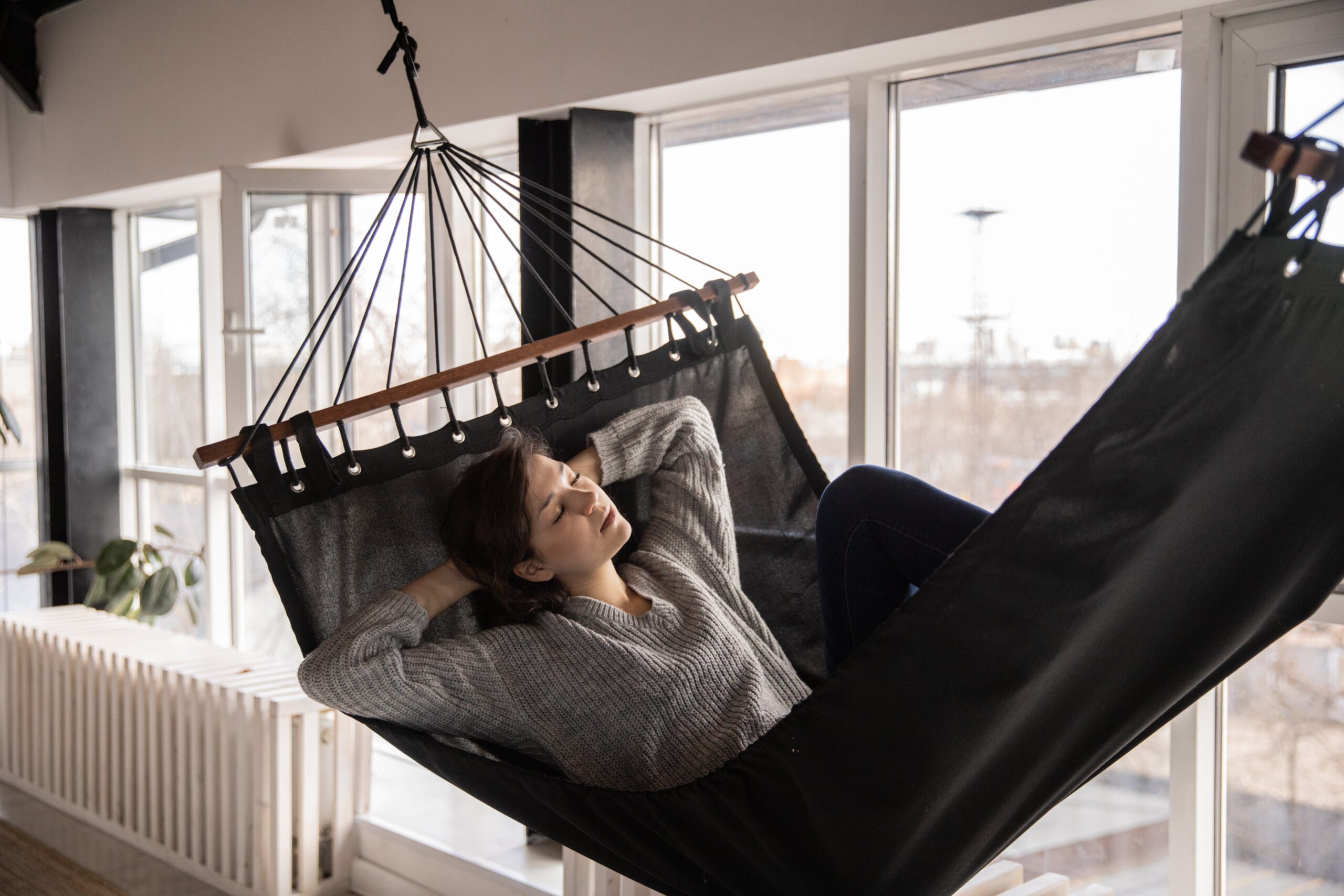 DIY Indoor Hammock Setup Create Your Relaxation Oasis The Michelle Hirsch Group Real Estate